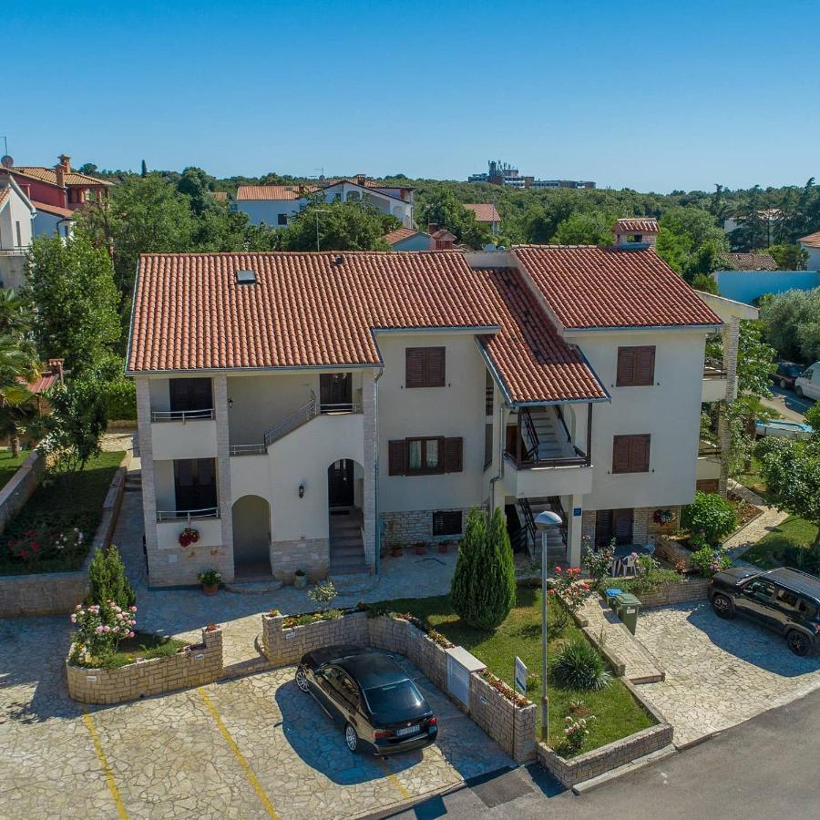 Apartmani Lorena Poreč Kültér fotó