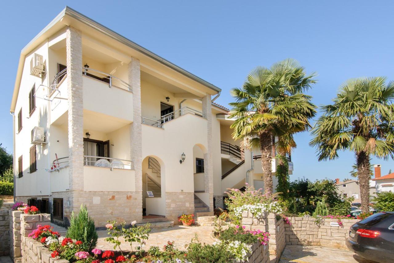 Apartmani Lorena Poreč Kültér fotó